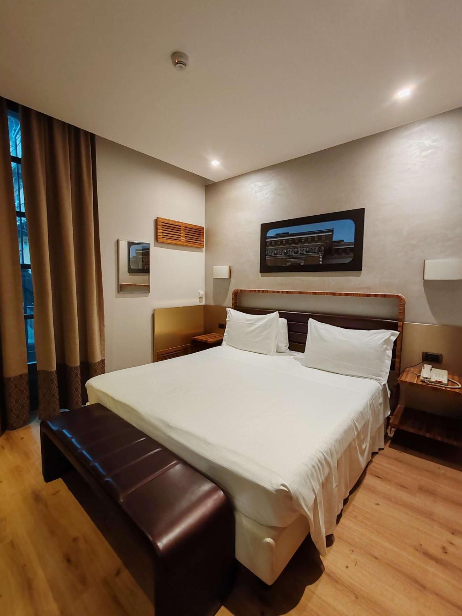 Sure By Western Centre Hotel 4*